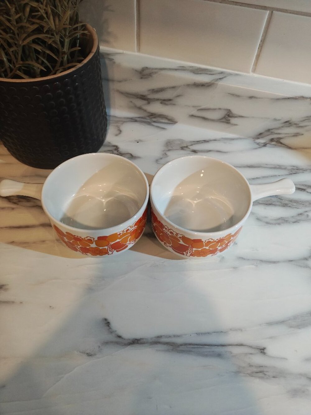 Vintage Staffordshire Soup Bowls Set of 2 Orange Floral Retro 1960s 70s England - Picture 4 of 7